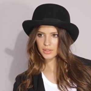 Burberrys Classic Women’s Bowler